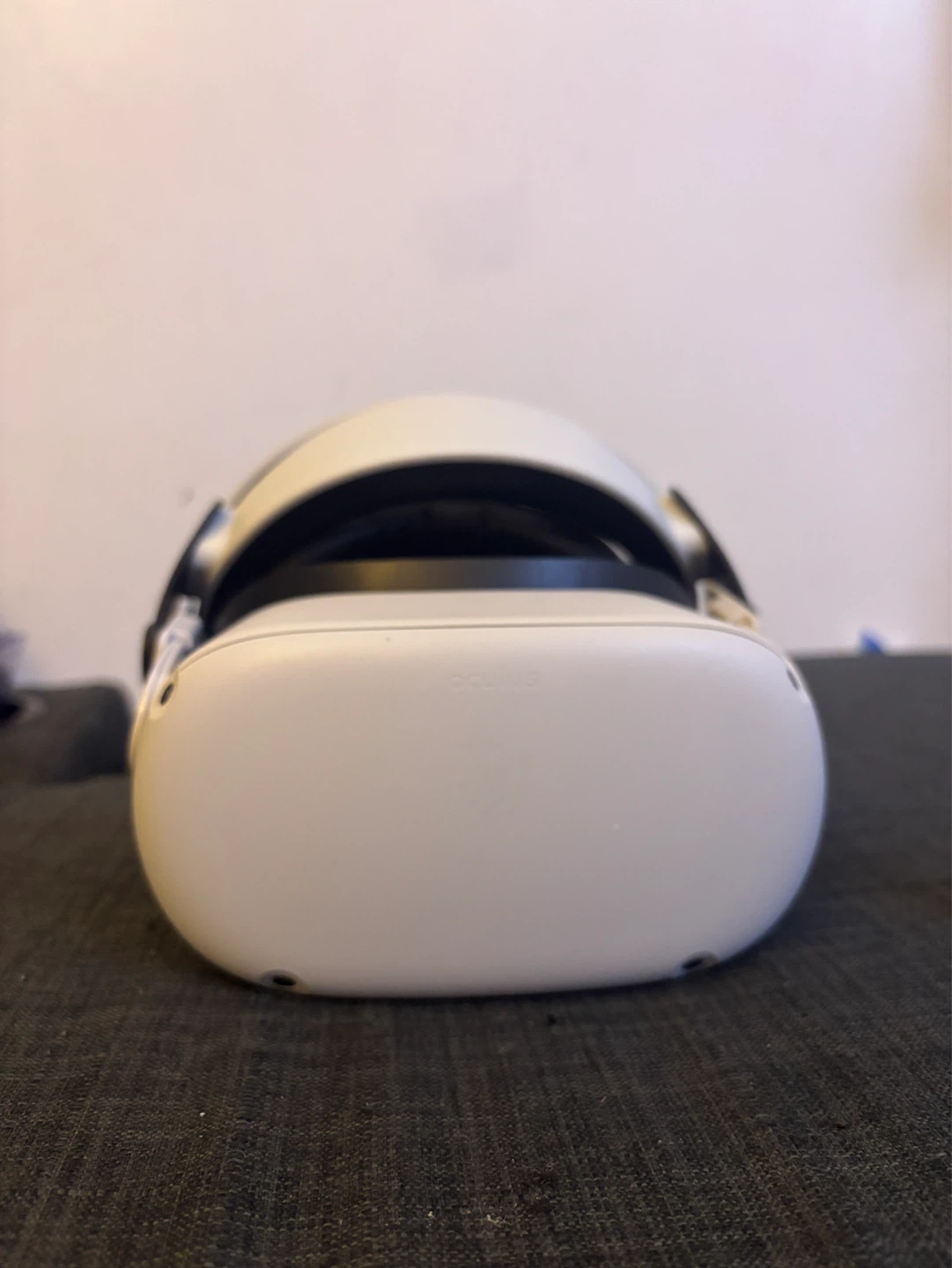 Oculus Quest 2 VR Headset and Controllers - photo 2