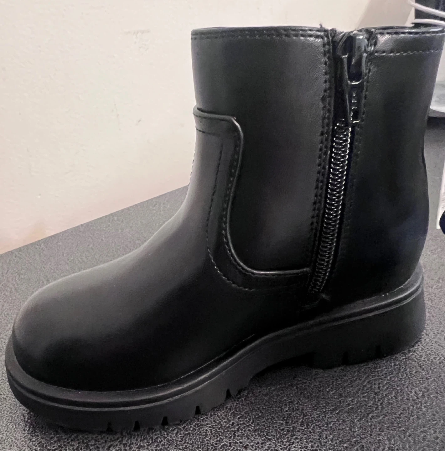 Gap Kids Black Chelsea Boots – Toddler Size 9 – BNWT - photo 4