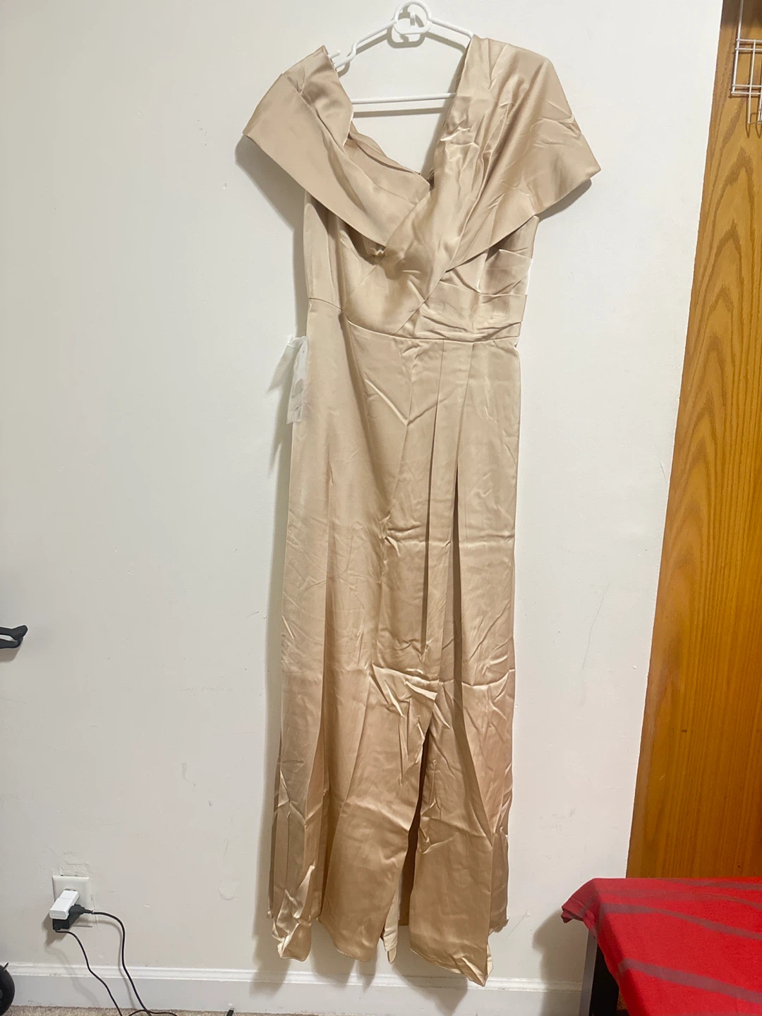 Azazie Milton Champagne Off-the-Shoulder Satin Dress Size 10 - photo 2