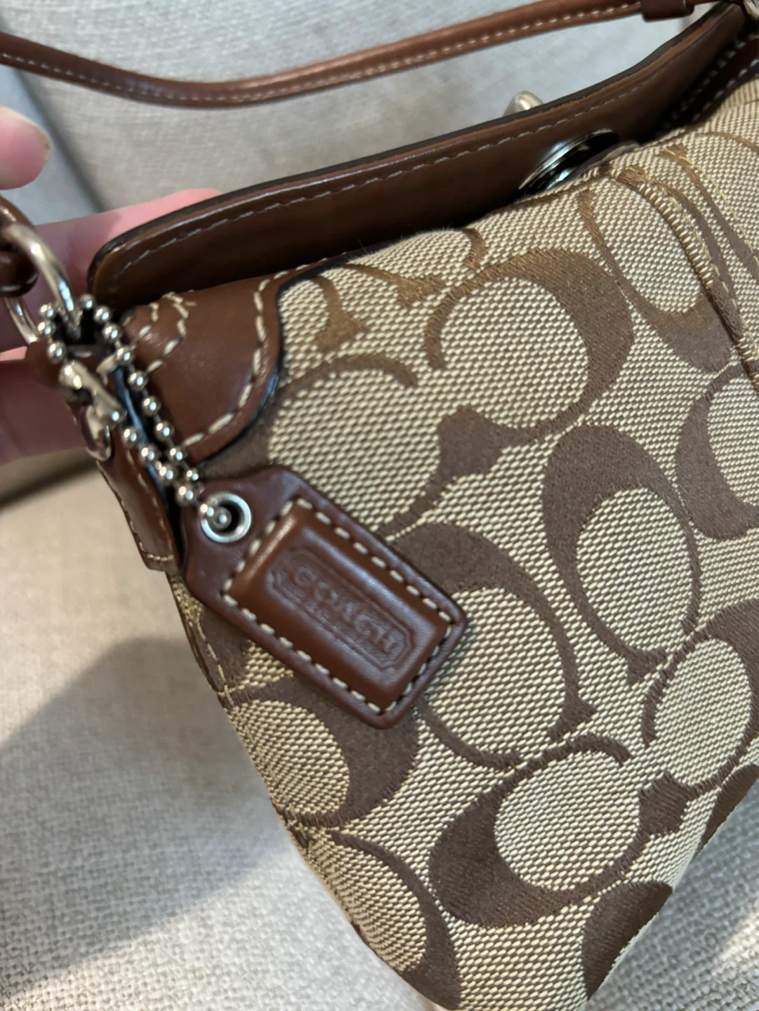 Coach turnlock mini bag/wristlet - photo 5