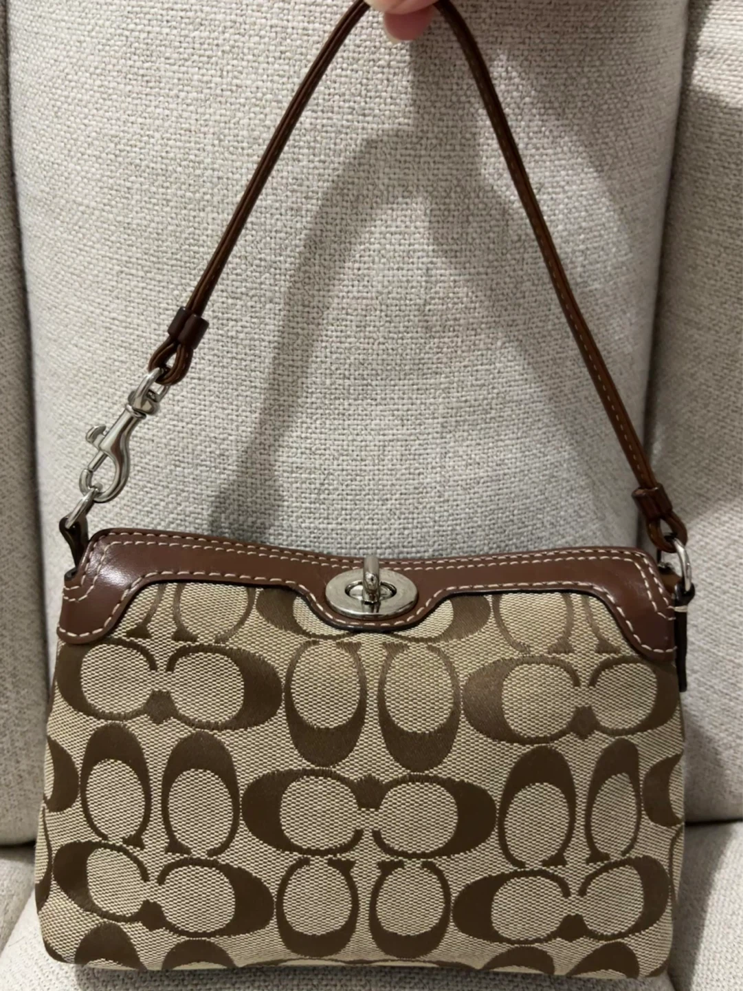 Coach turnlock mini bag/wristlet