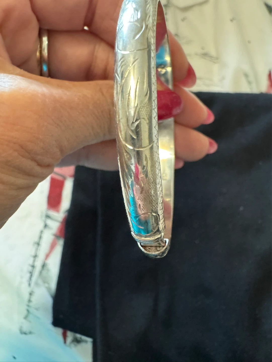 Silver 925 Engraved Bangle Bracelet - photo 4