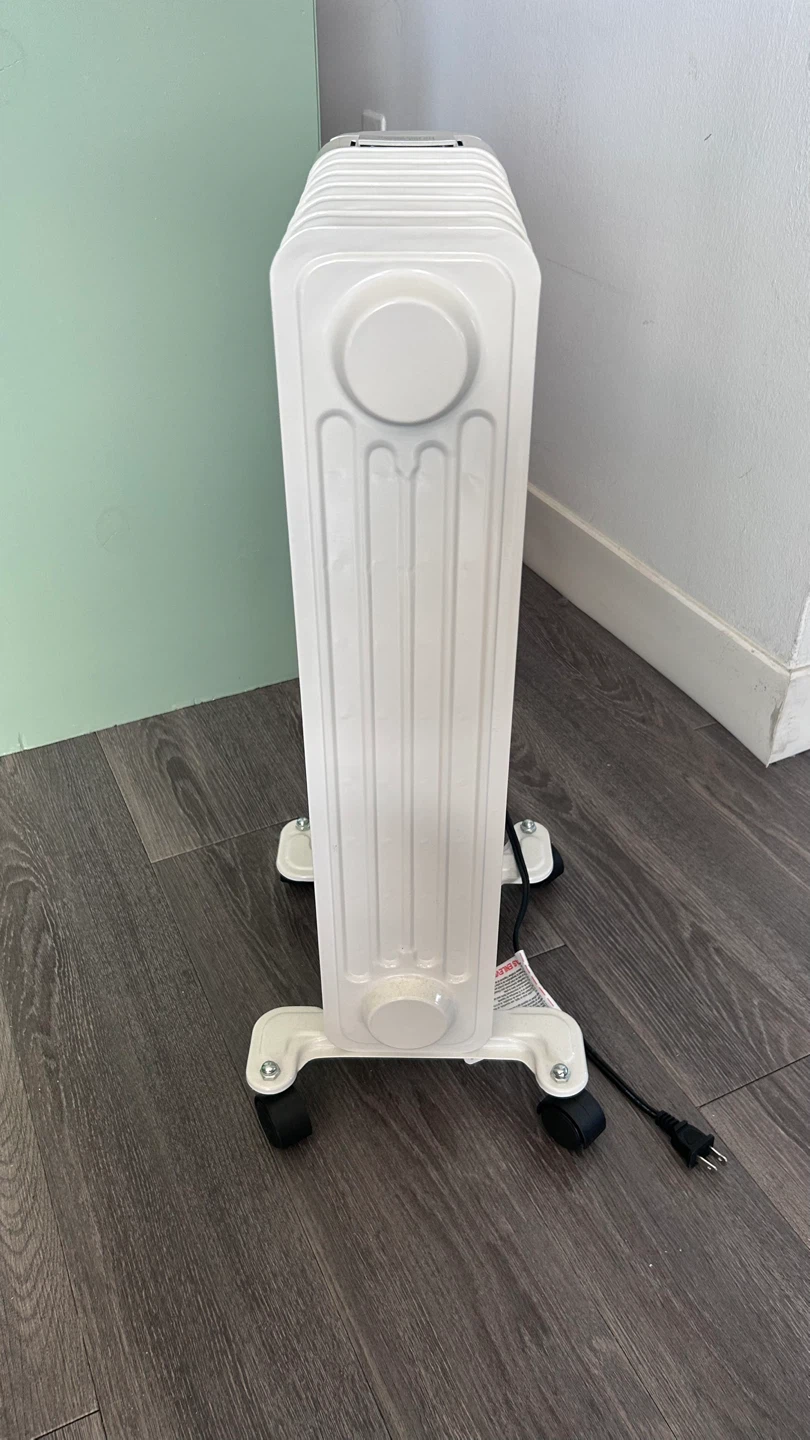 White Oil-Filled Radiator Heater with Thermostat - photo 3