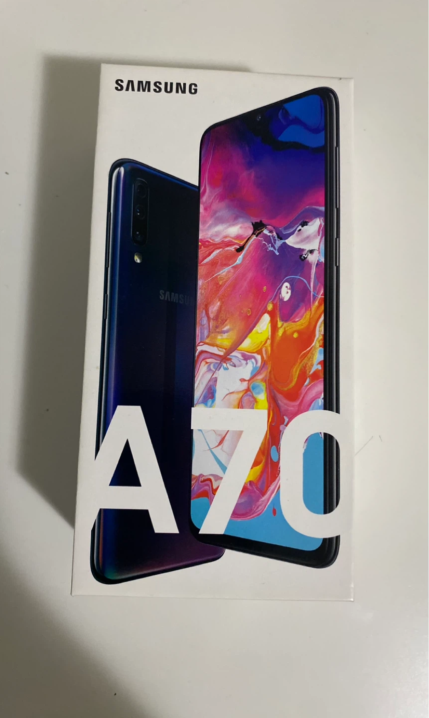 Samsung Galaxy A70 Box