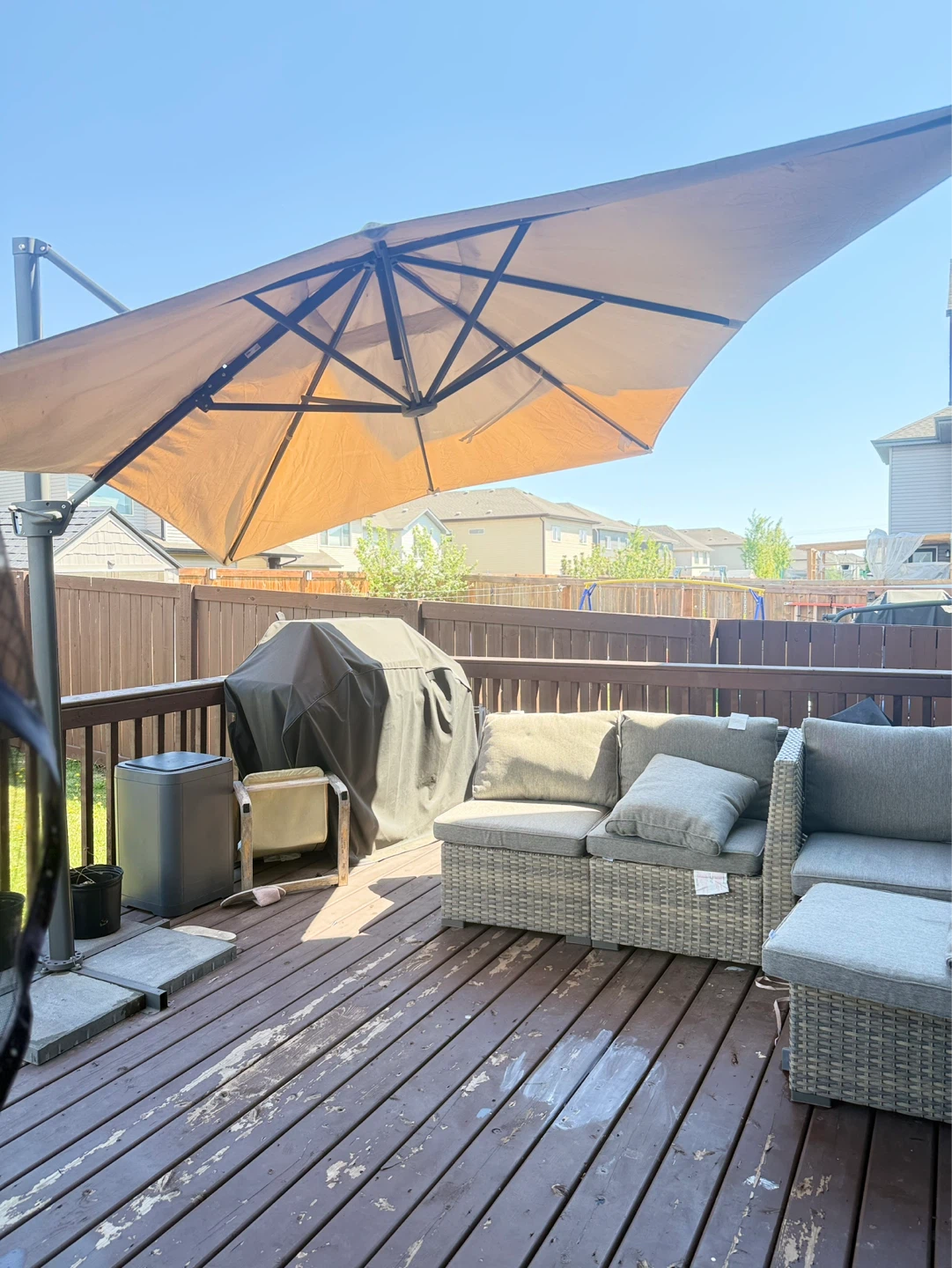 Cantilever Patio Umbrella with rock stands - photo 4