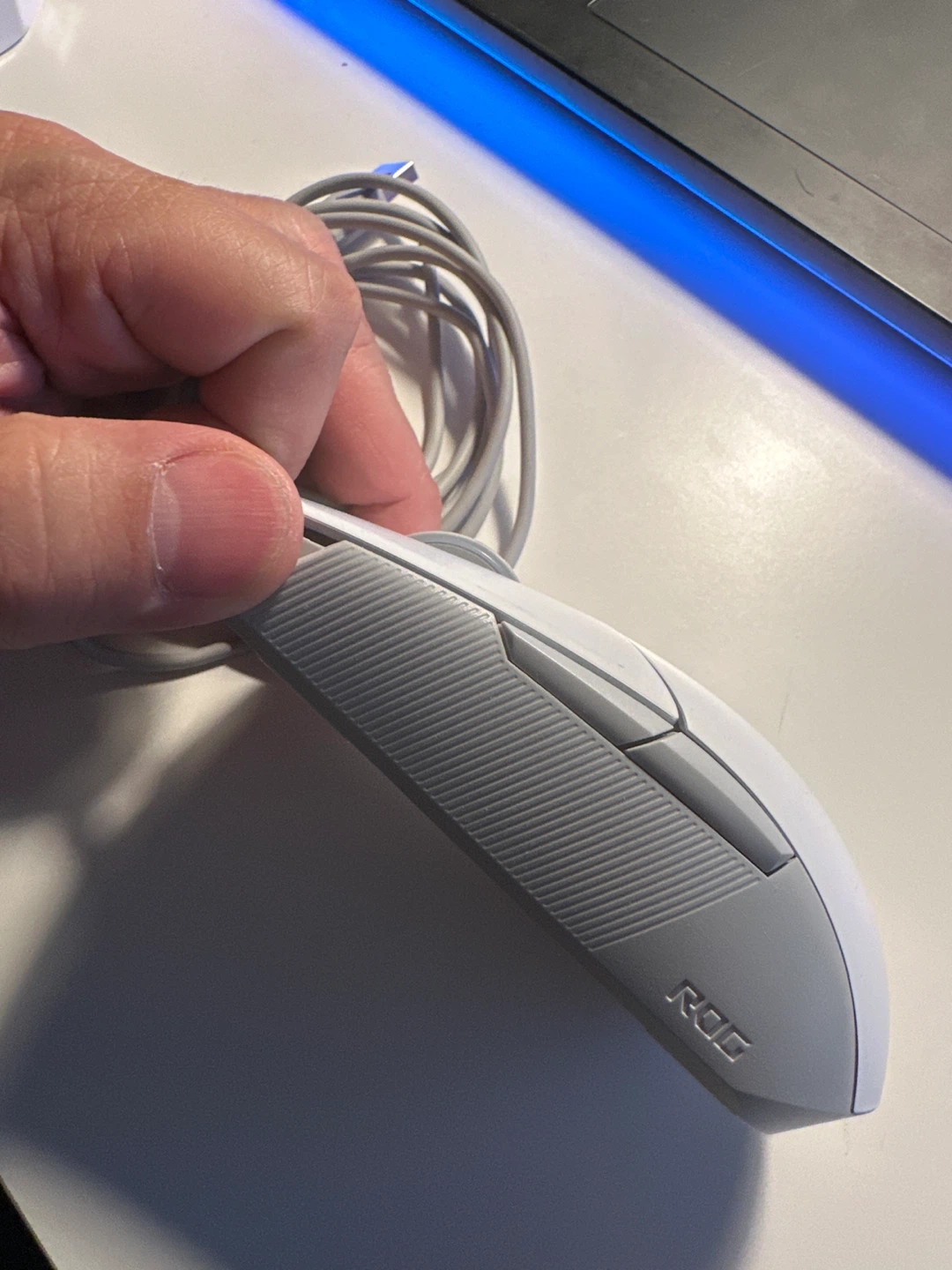 ROG STRIX IMPACT ii Gaming Mouse - photo 3