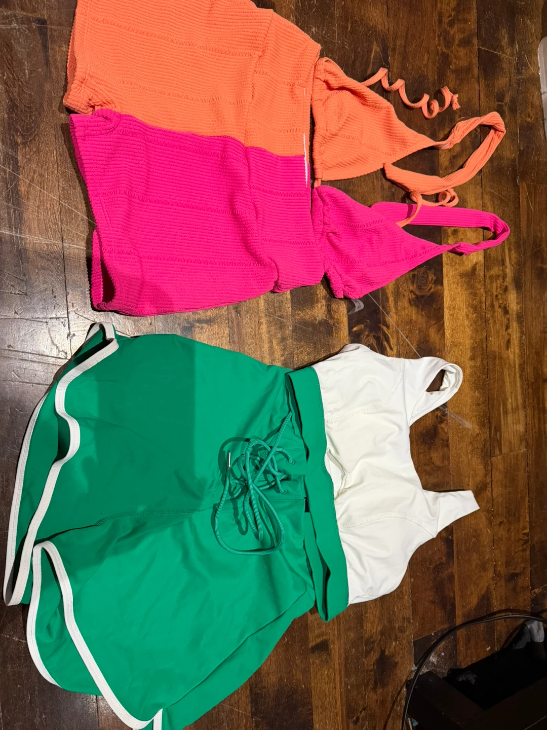 Women's Swimsuit and Shorts Set size small  both $10 - photo 2
