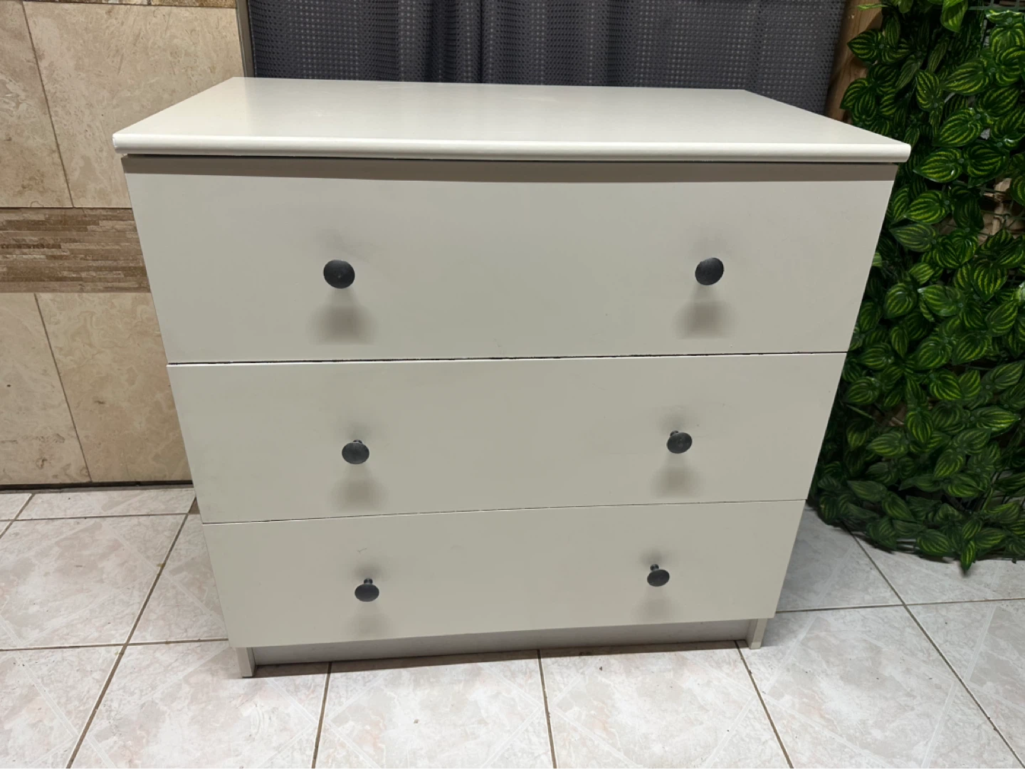 White 3-Drawer Dresser