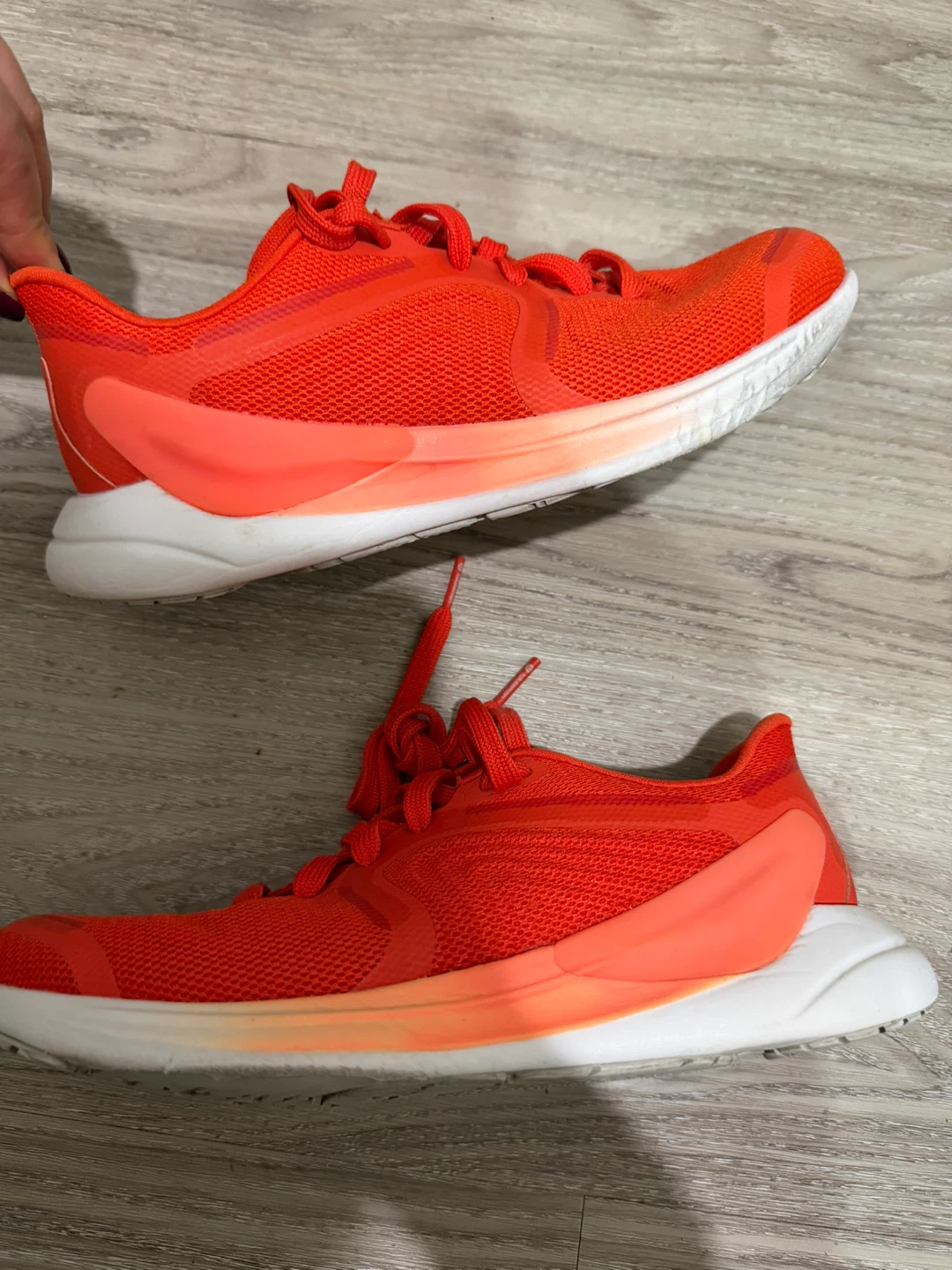 Lululemon Women's Running Shoes Size 7 - photo 3