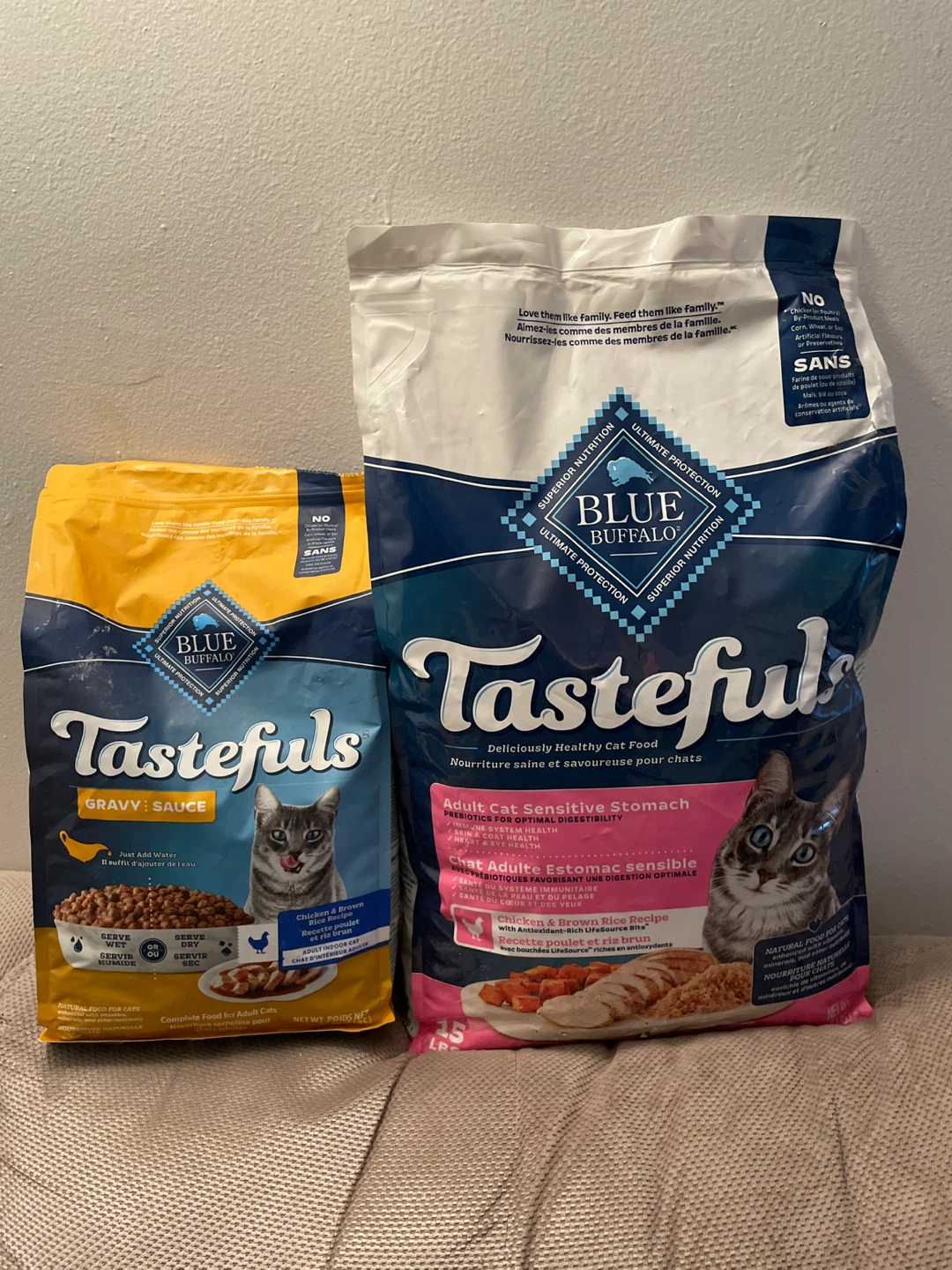 22lbs Blue Cat Food