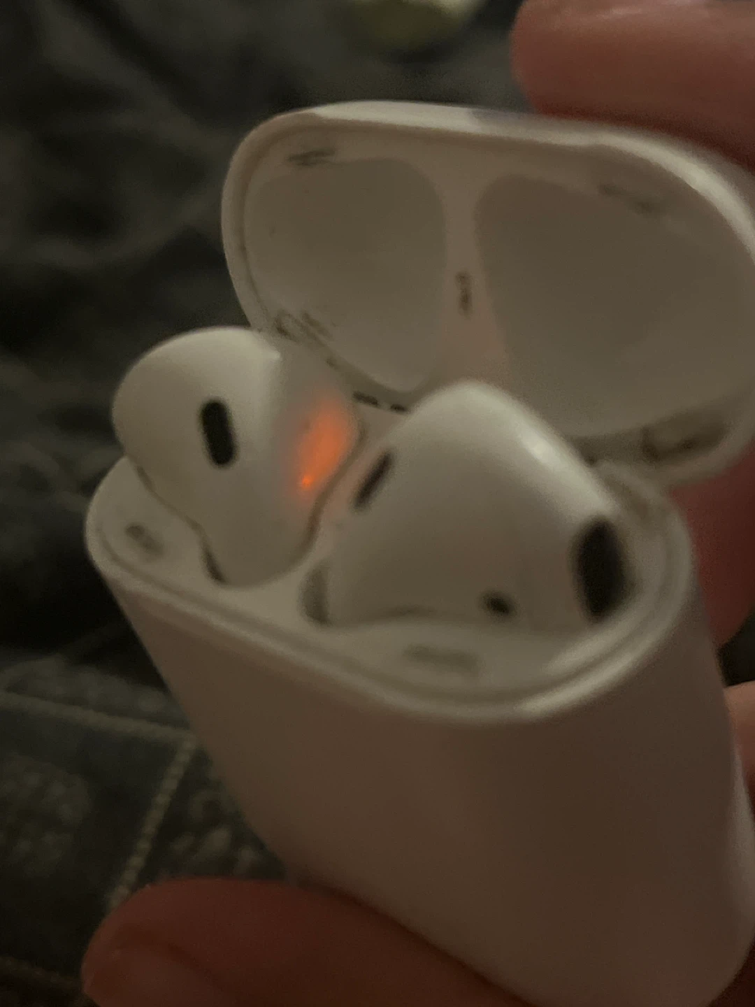Apple AirPods with Charging Case - photo 2
