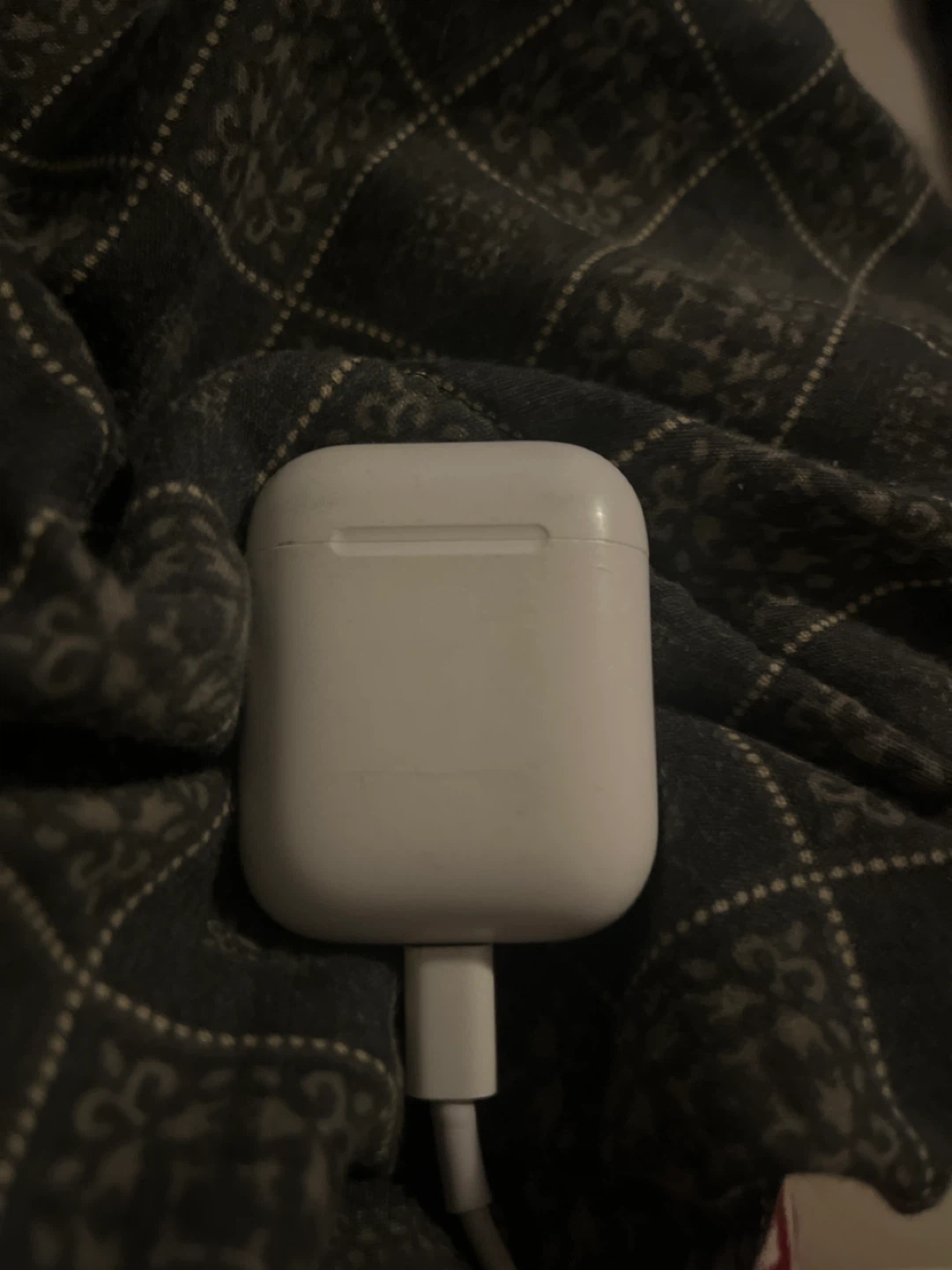 Apple AirPods with Charging Case