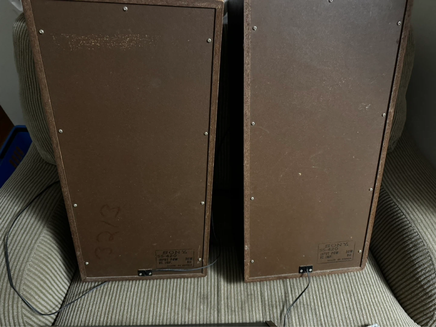 Sony STR-900 AM/FM Stereo Receiver and SS-420 Speakers - photo 2