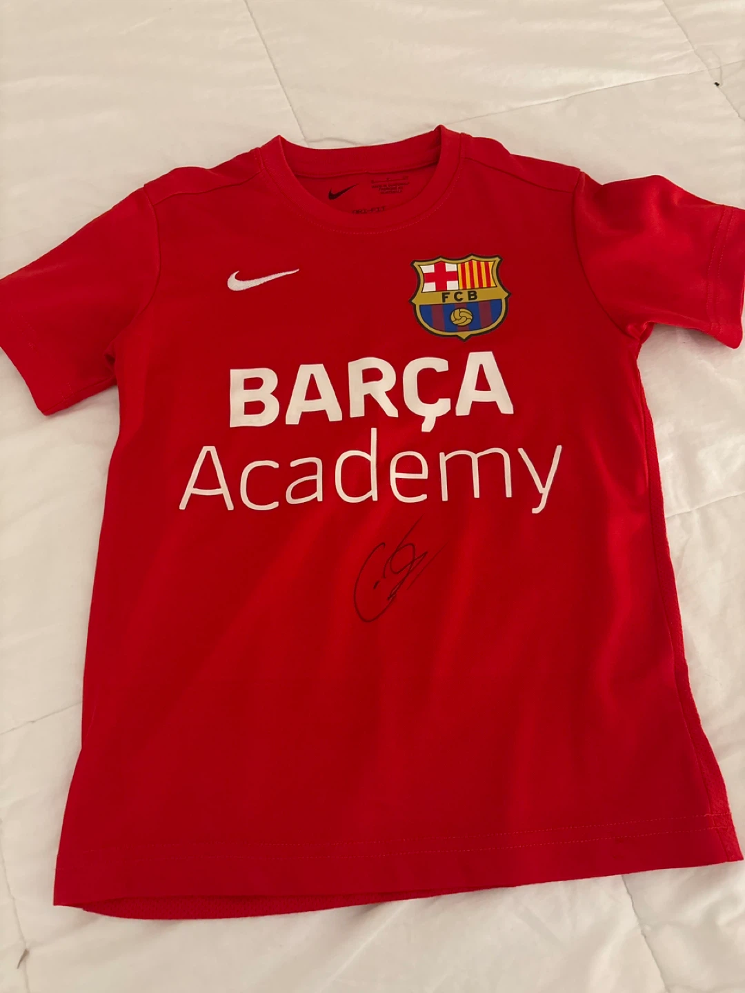 Barca academy’s shirt signed by Lamine Yamal