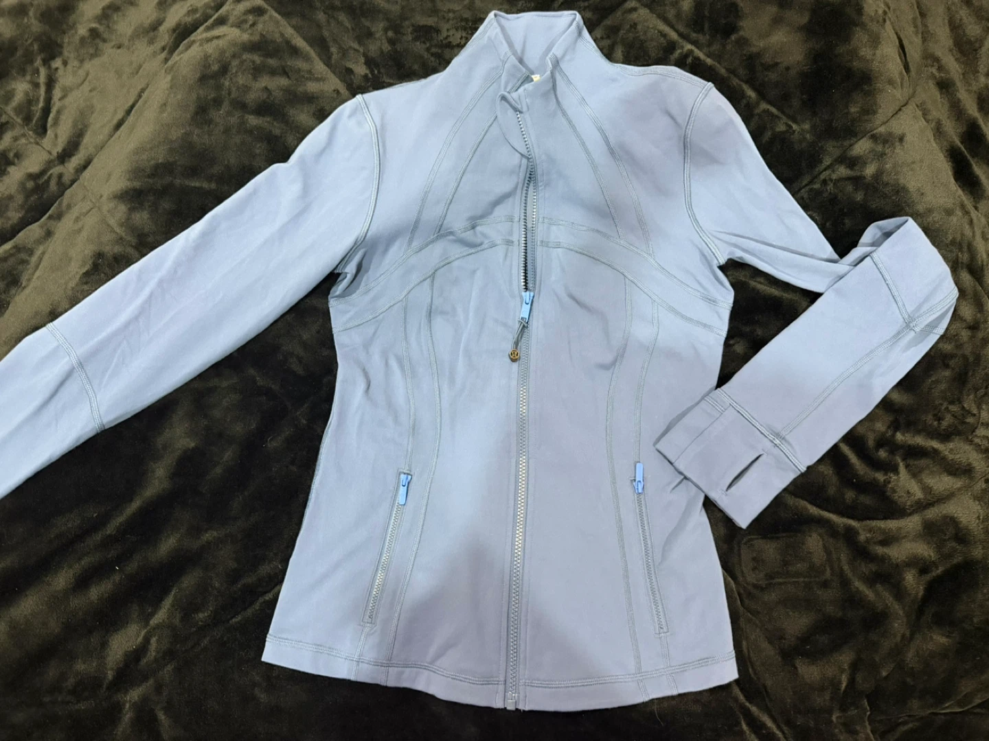 Lululemon grey zip-up jacket with thumbholes - photo 2
