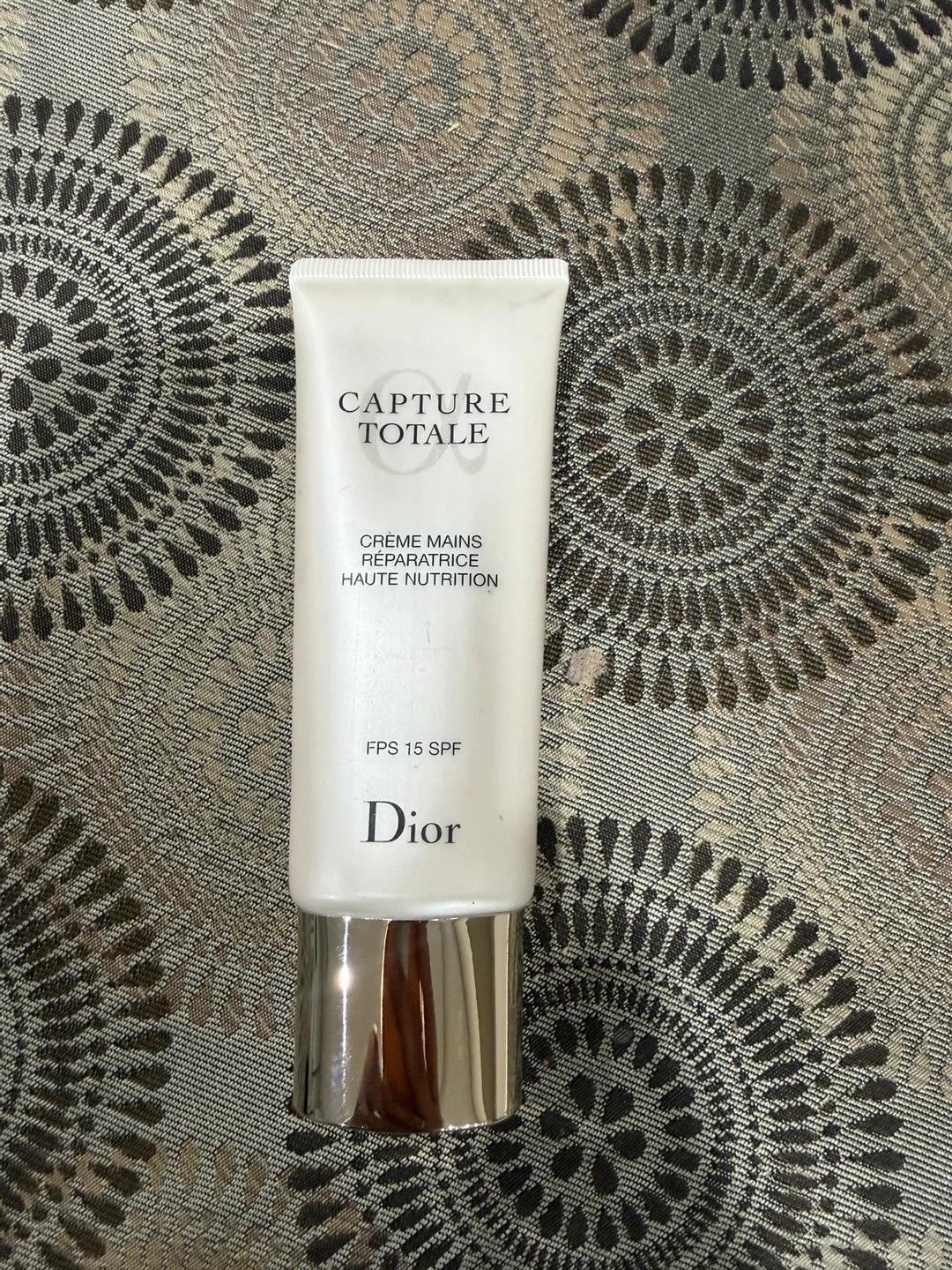 Dior Capture Totale Hand Cream SPF 15