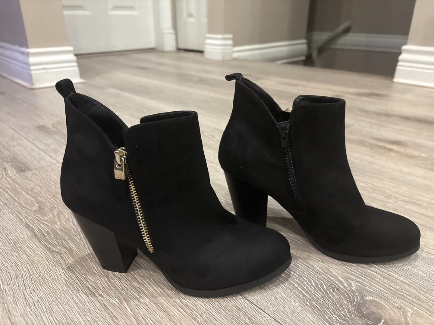 Black Heeled Ankle Boots - photo 2