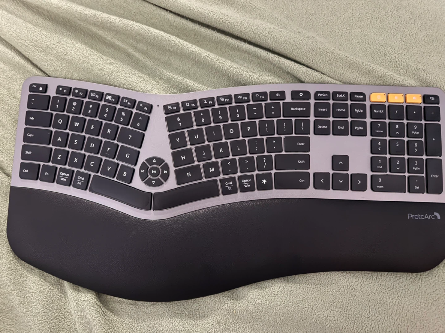 ProtoArc Ergonomic Split Keyboard with Wrist Rest - photo 2
