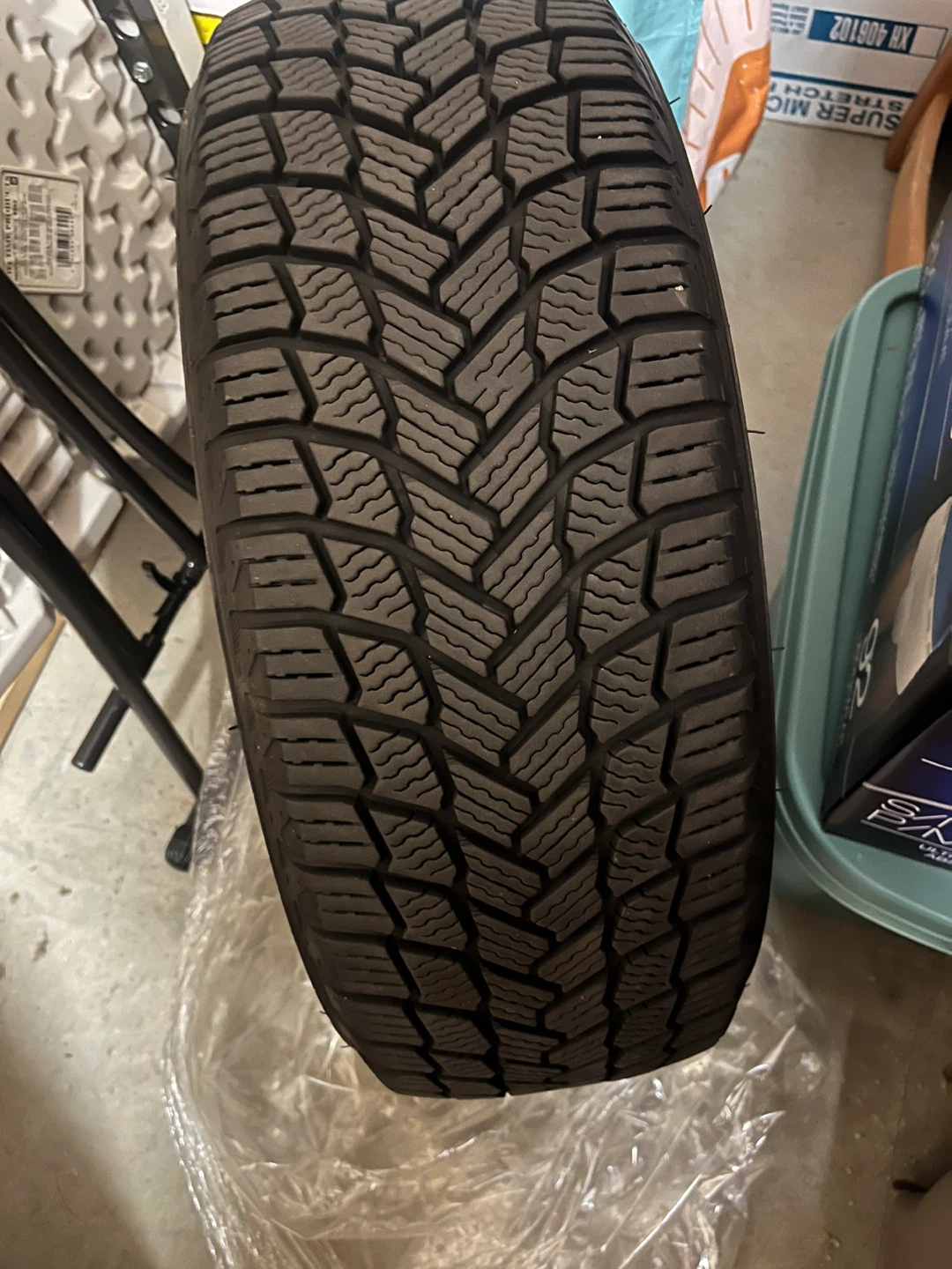 Michelin X-Ice Snow Winter Tire 195/65R15 95T - photo 2