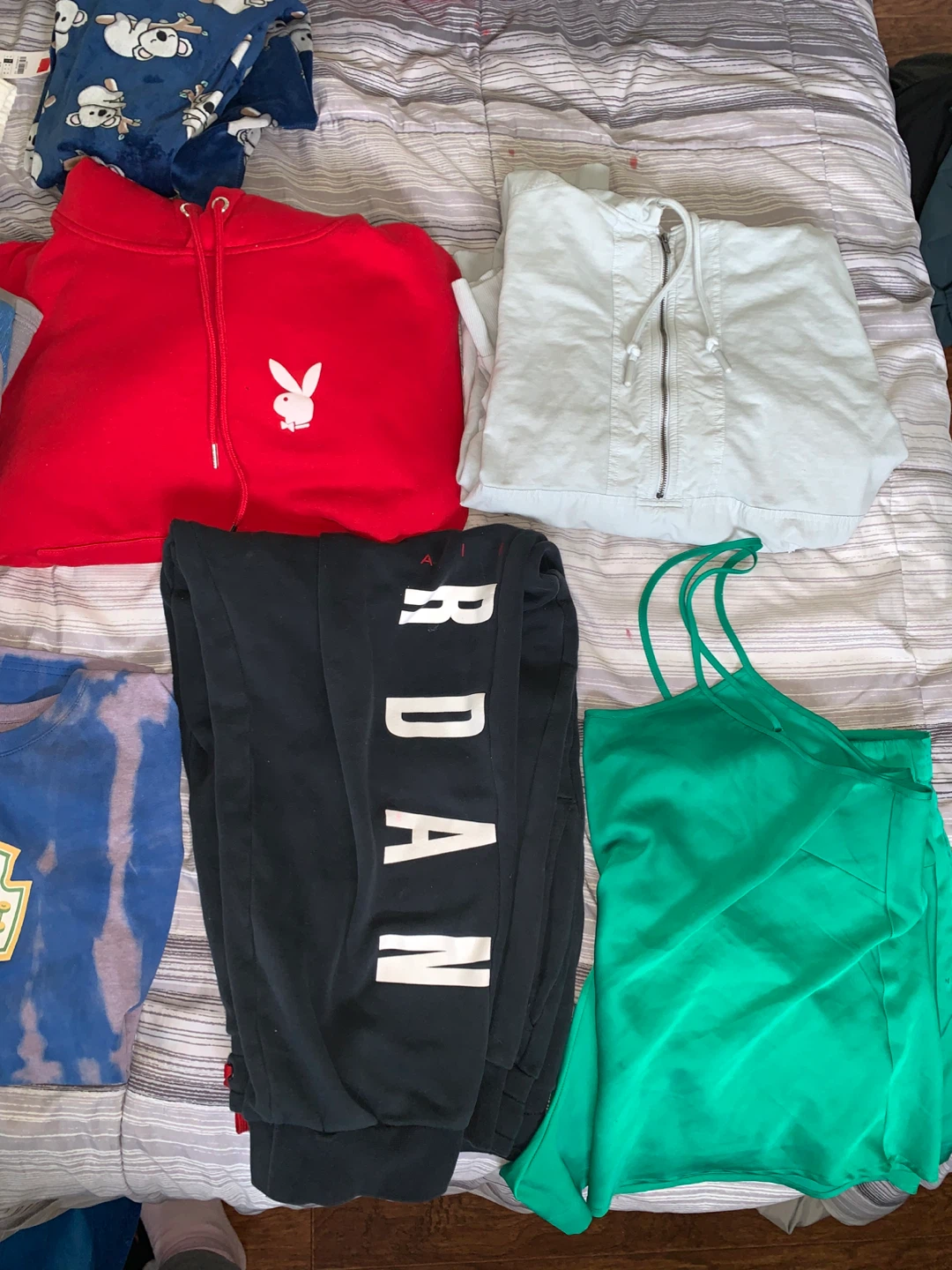 Playboy Red Hoodie & Jordan Sweatpants Set - photo 4