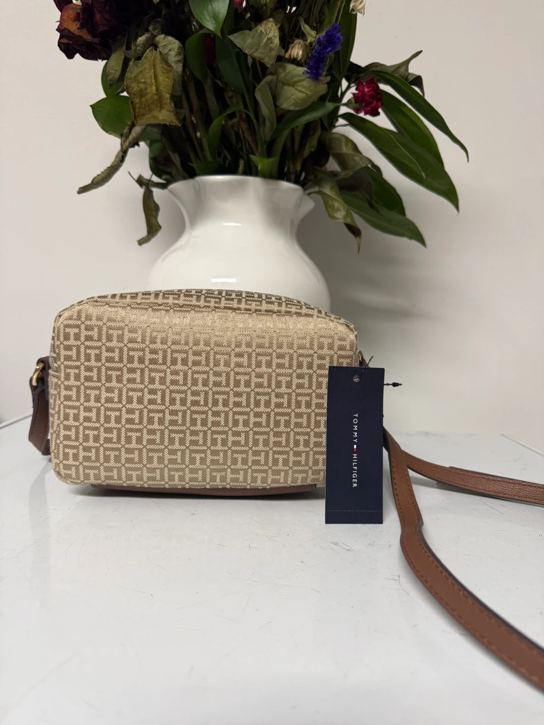 Tommy Hilfiger Crossbody Bag - photo 2