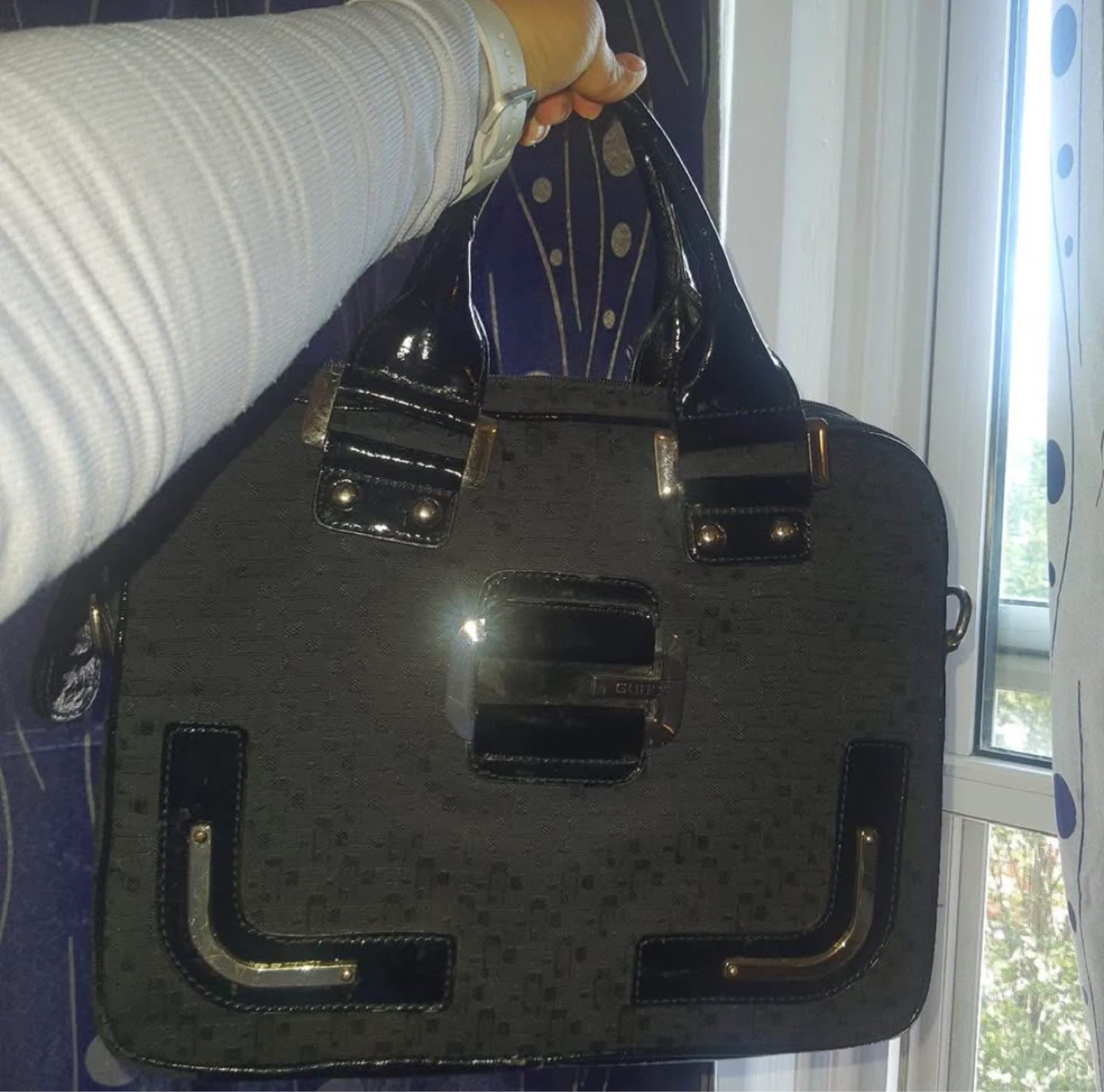 Black GUESS Satchel Handbag - photo 2
