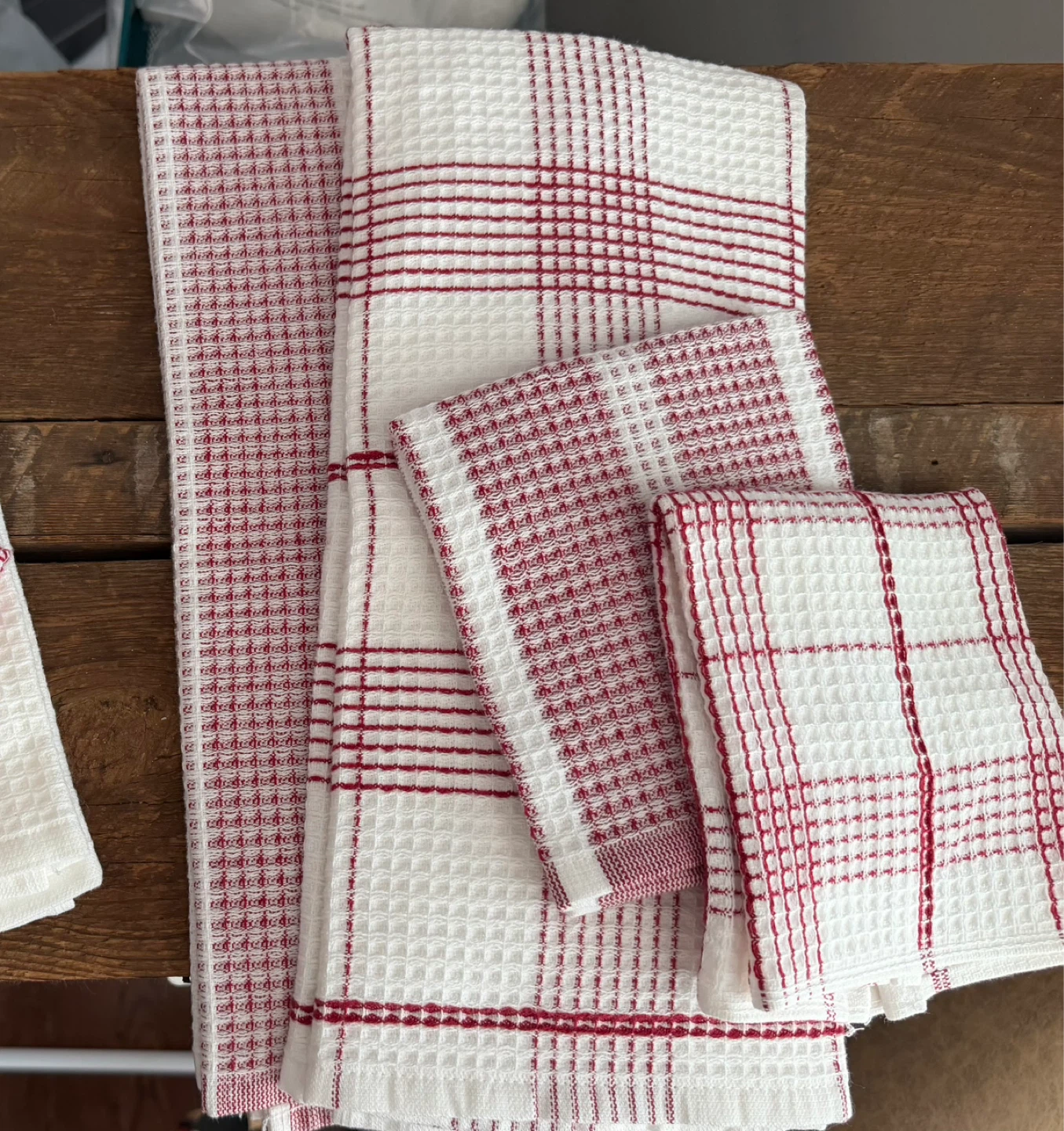 NEW Kitchen Towels Set - Red and White Plaid & Solid - photo 3