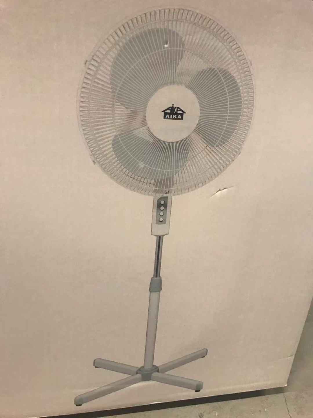 AIKA Pedestal Fan