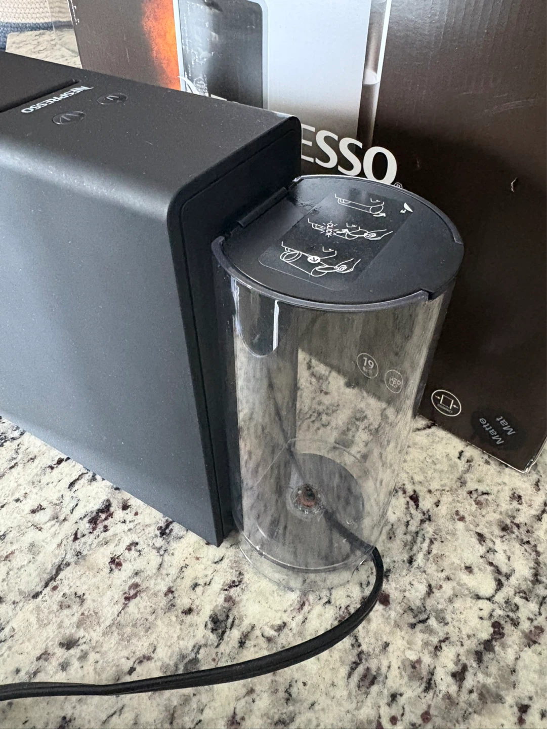 Nespresso Essenza Mini Coffee Machine with 10 Starbucks Capsules - photo 2
