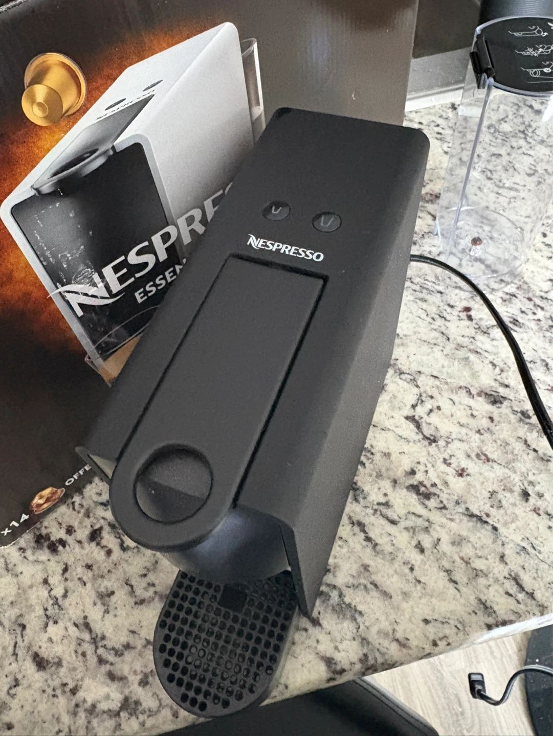 Nespresso Essenza Mini Coffee Machine with 10 Starbucks Capsules - photo 4