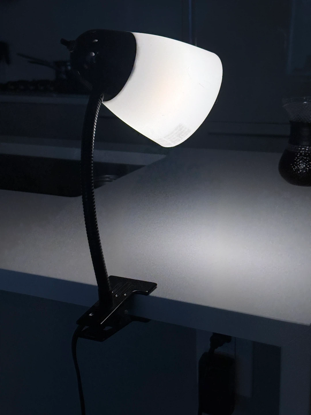 Clip-on Gooseneck Lamp - photo 2