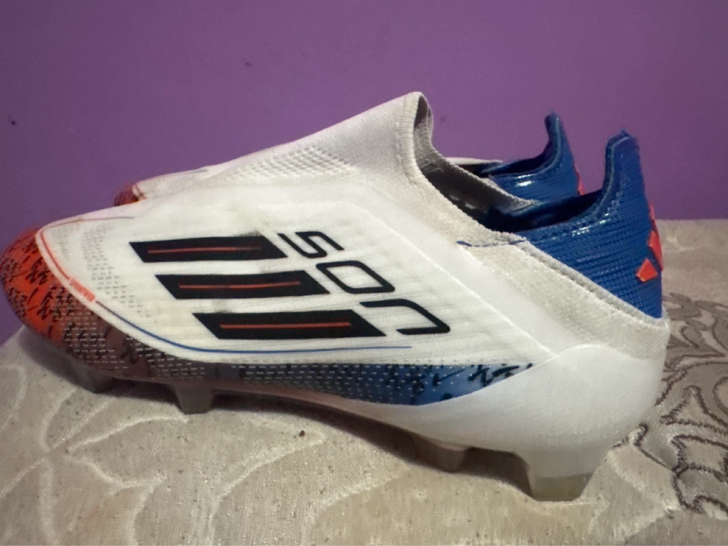 F50 shoes