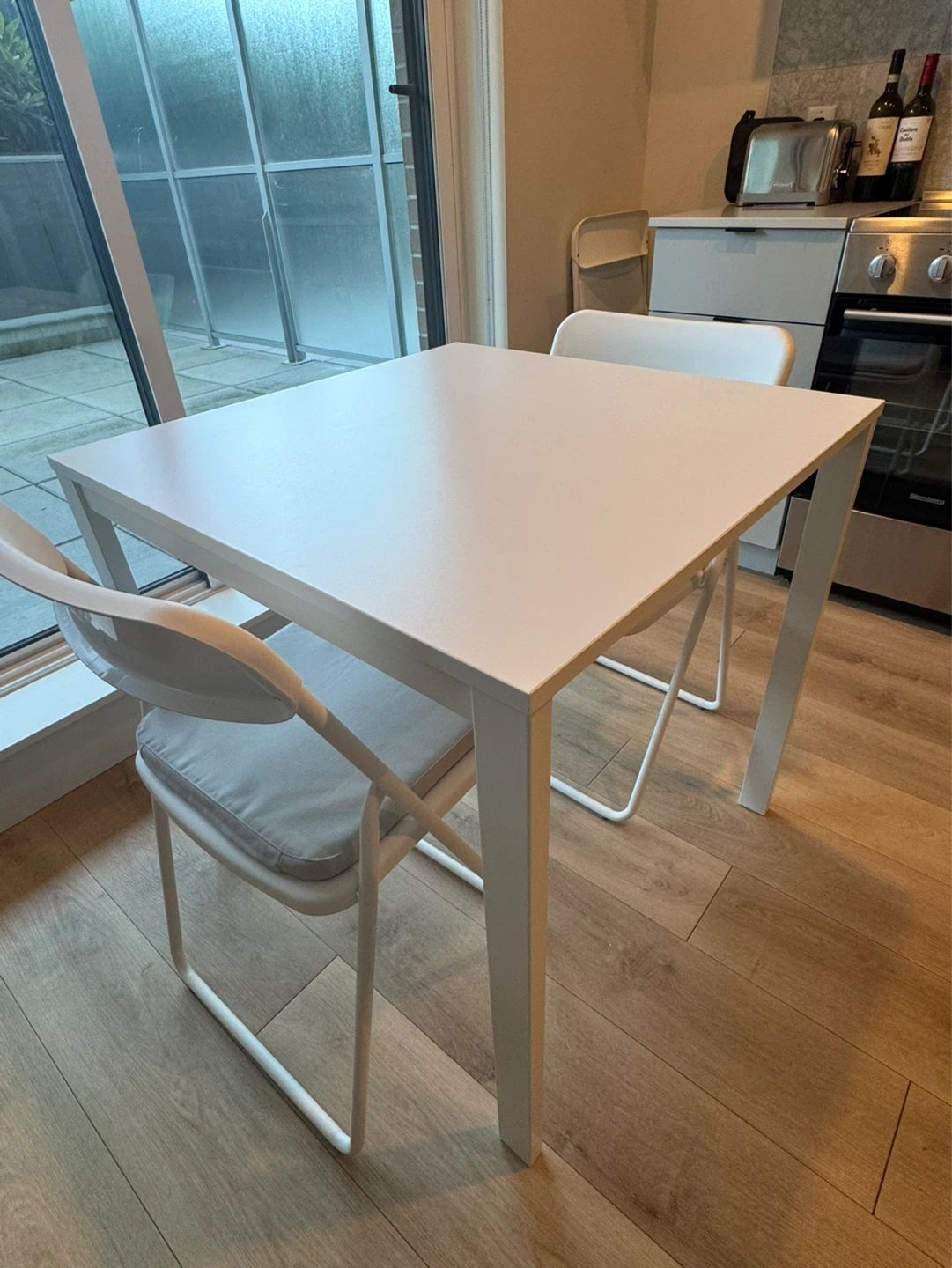 IKEA VIHALS Table – White (74 x 74 cm) - photo 2