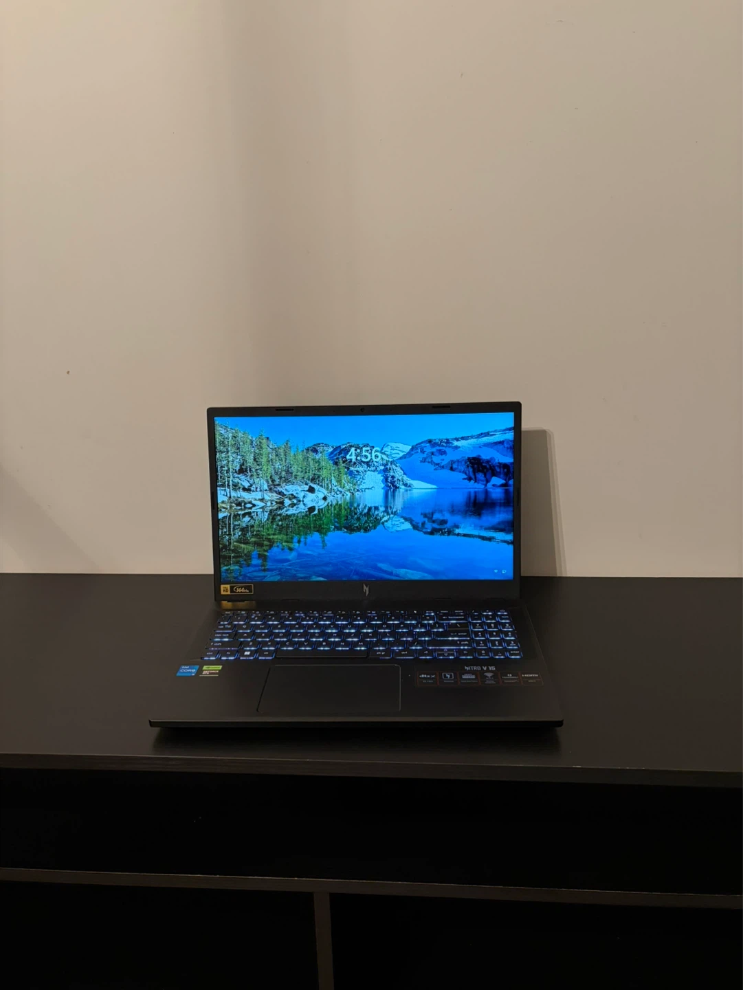 Acer Nitro V15 Gaming Laptop - photo 2