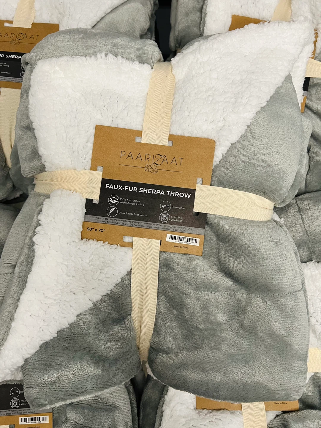 Paarizaat Faux-Fur Sherpa Throw - Grey/White