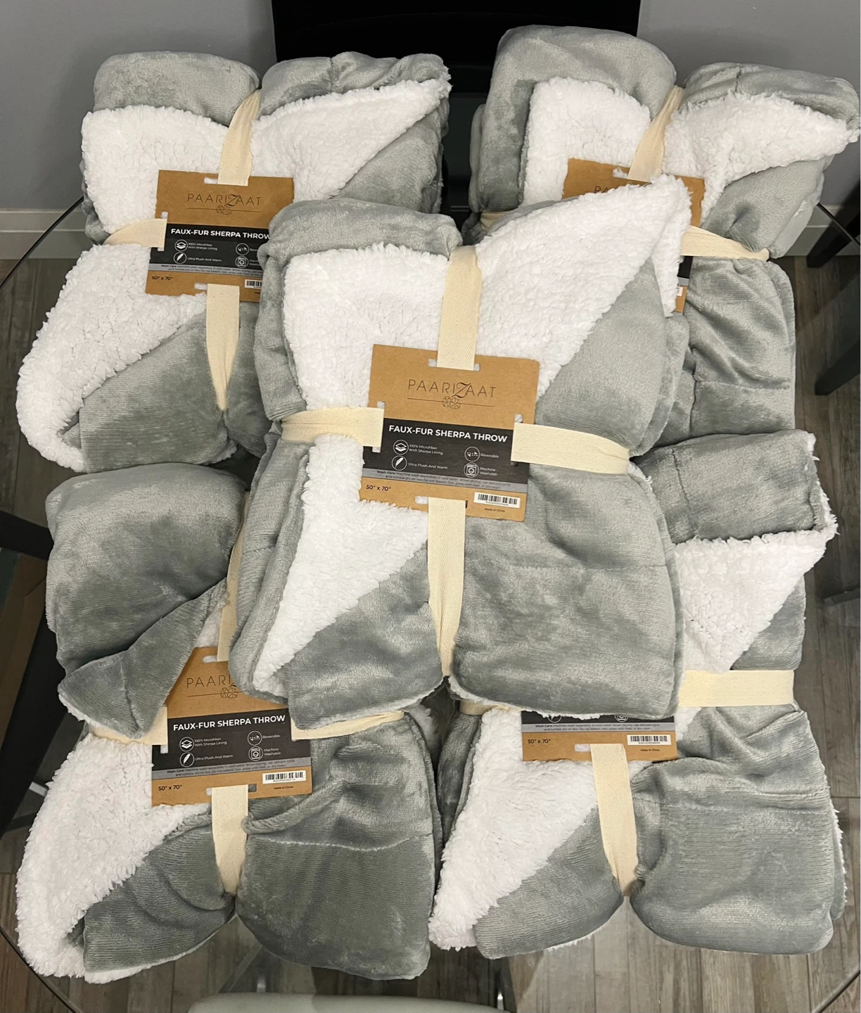 Paarizaat Faux-Fur Sherpa Throw - Grey/White - photo 2