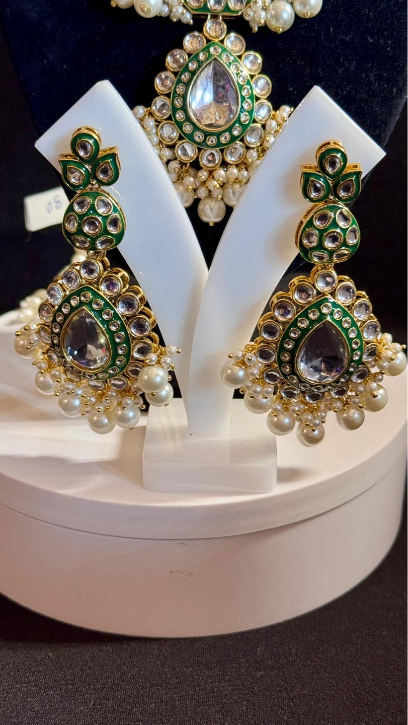 Green heavy kundan set - photo 4