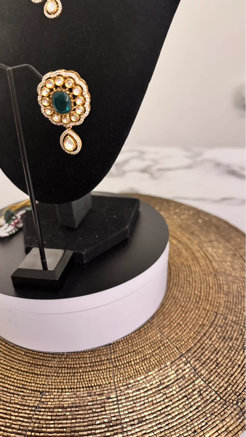 Green moissanite Choker Necklace and Earring Set - photo 4