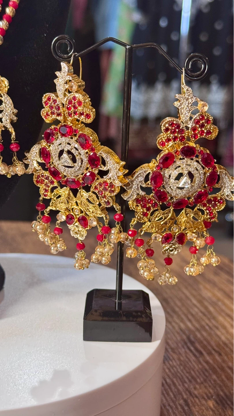 Gold and Red Statement Necklace, Earrings, and Tikka Set - photo 4