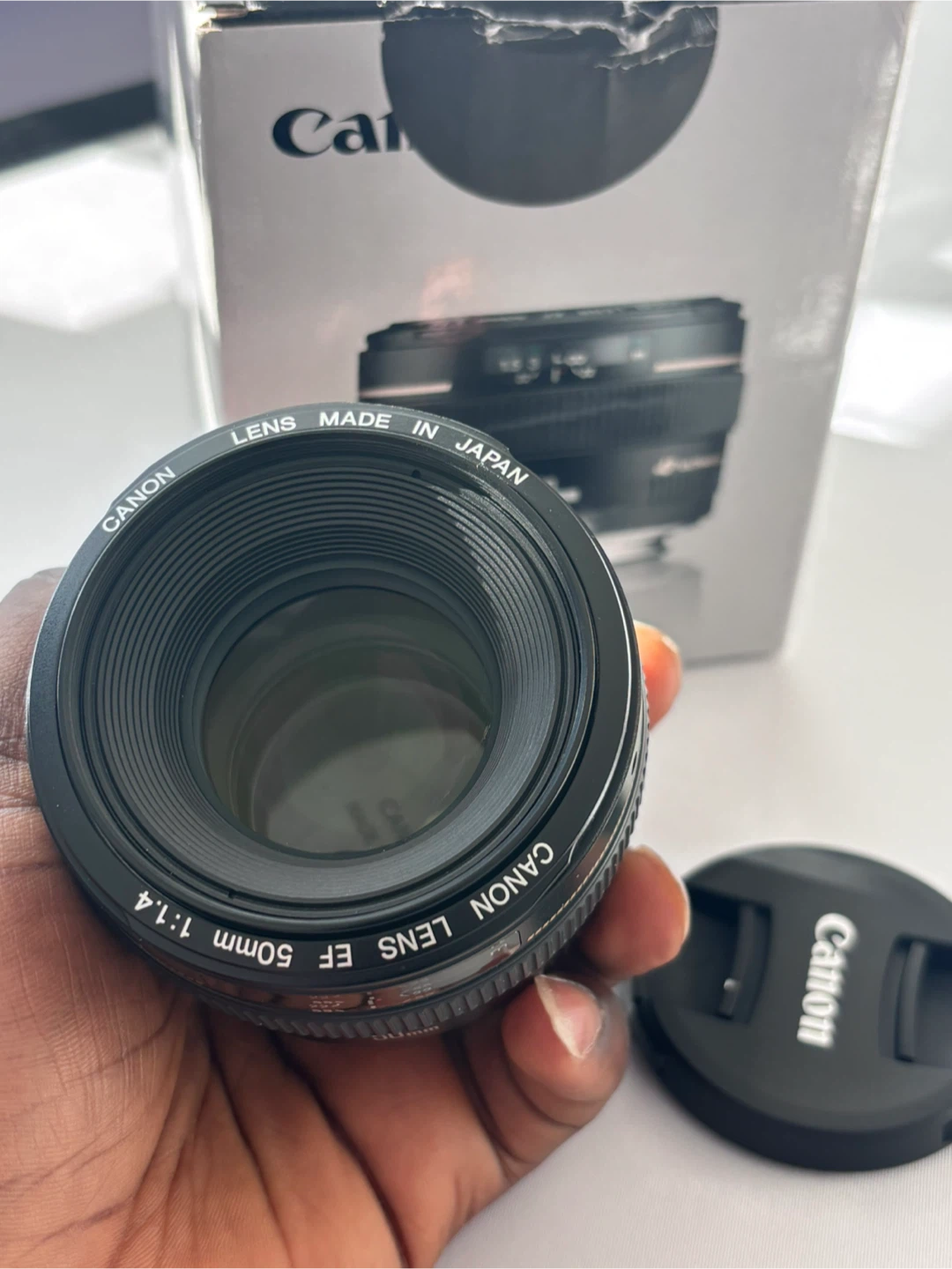 Canon EF 50mm f/1.4 USM Lens + AF EF-RF mount adapter - photo 4