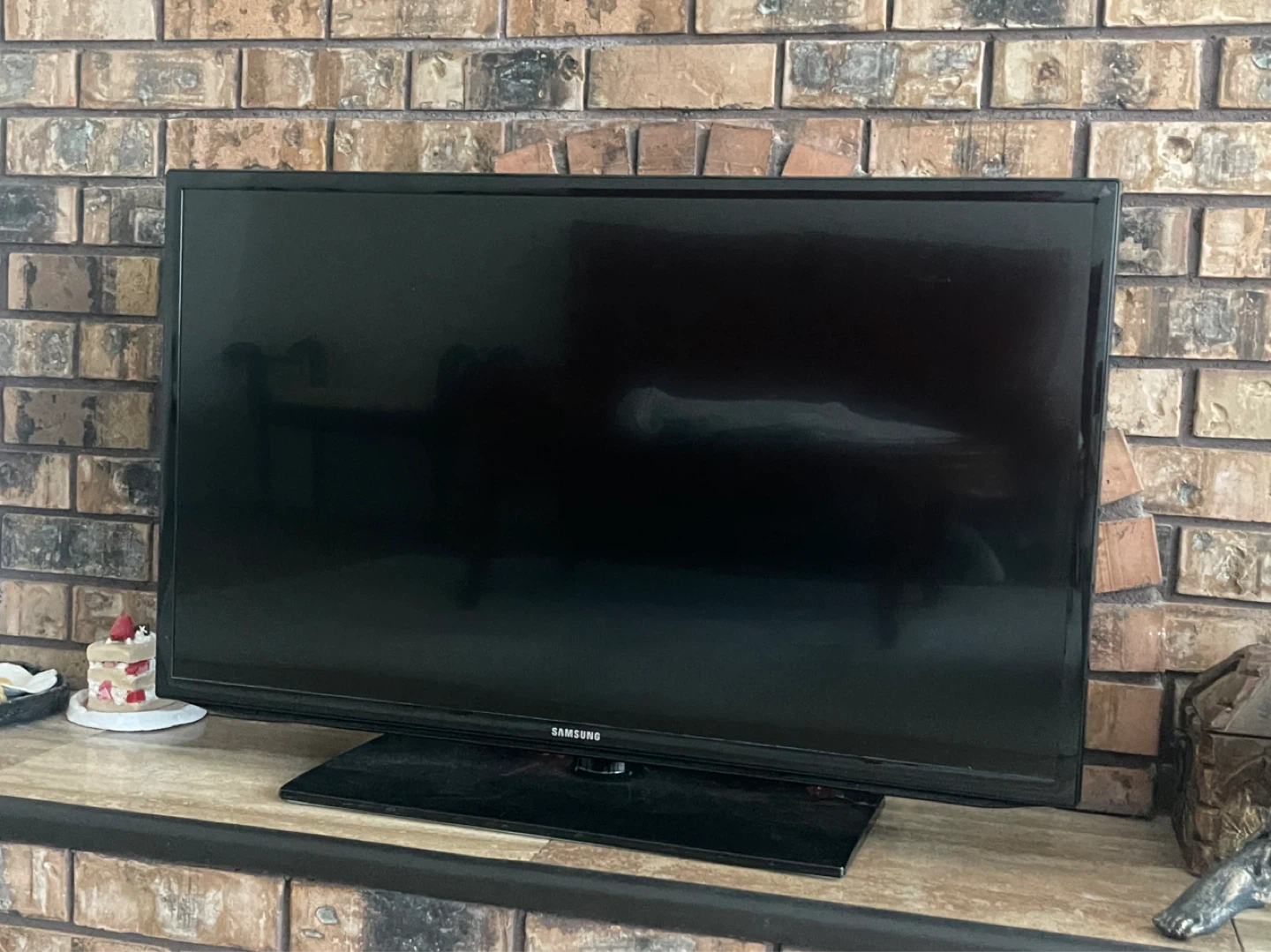 Samsung Flat Screen TV