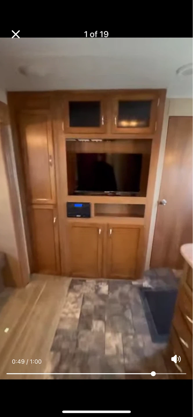 Aerolite Super Slide Series 315BHSL Travel Trailer - photo 5