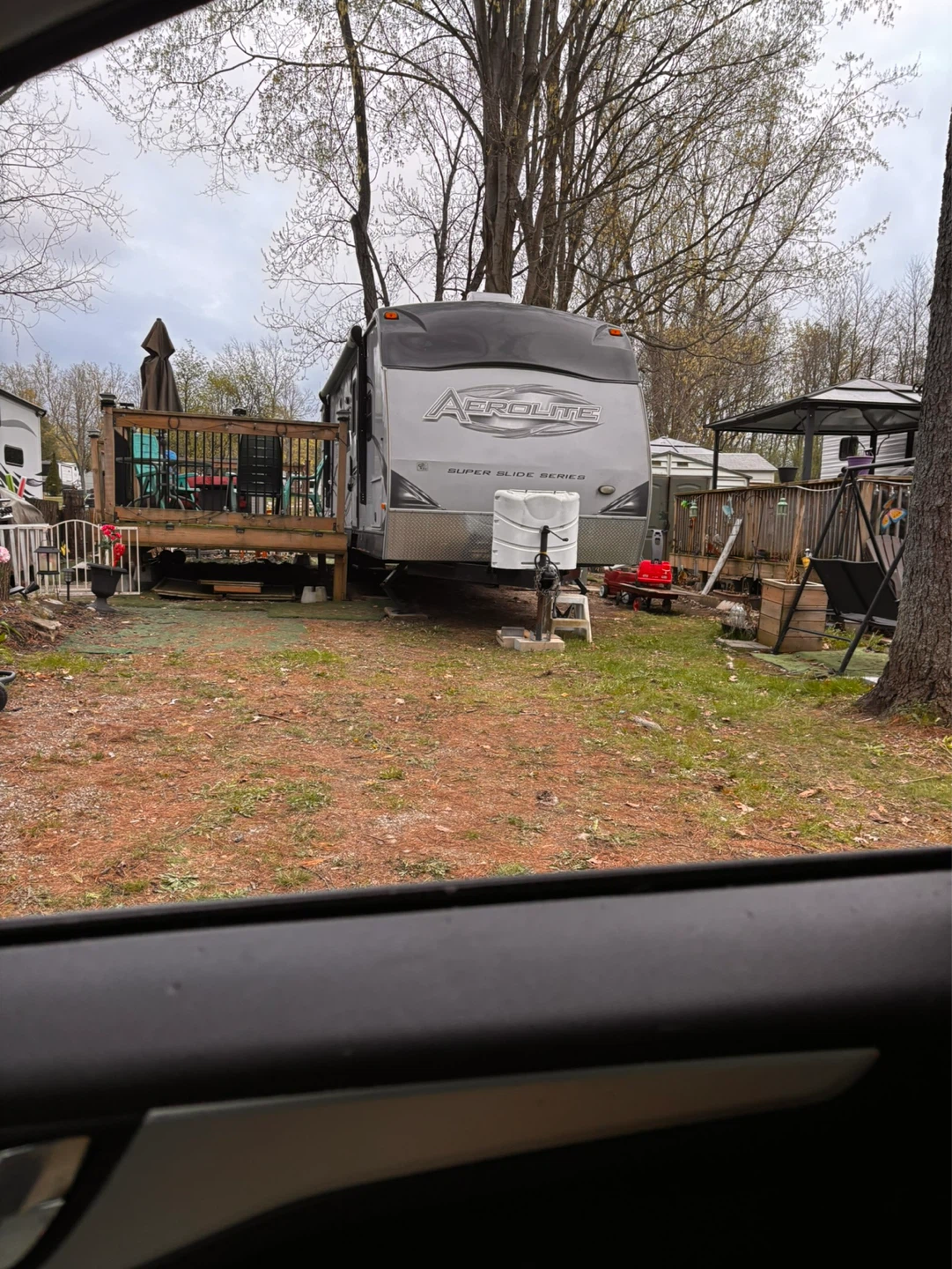 Aerolite Super Slide Series 315BHSL Travel Trailer - photo 2