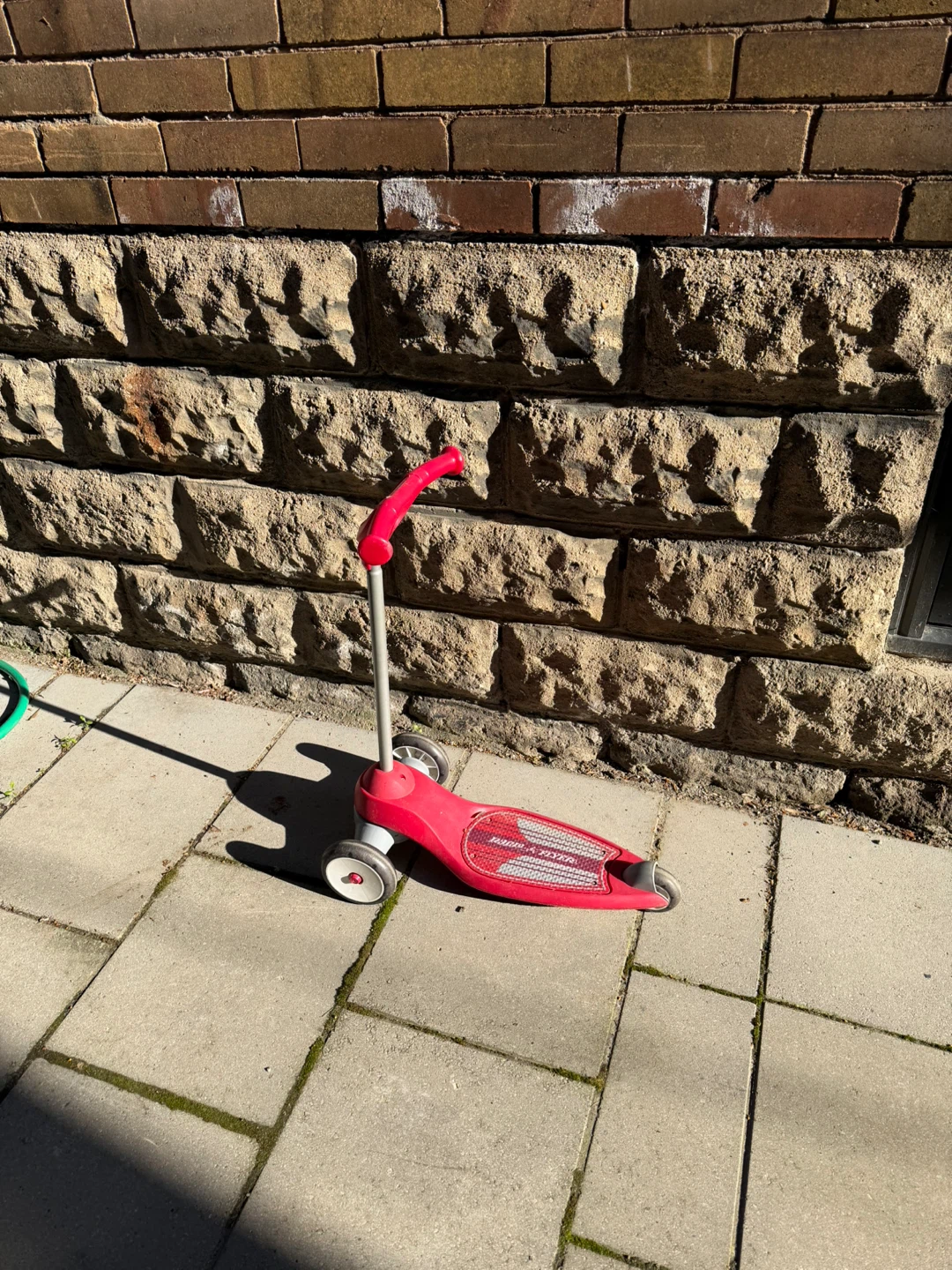 Radio Flyer Red 3-Wheel Scooter - photo 5