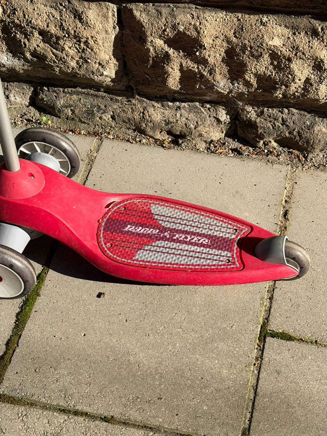 Radio Flyer Red 3-Wheel Scooter - photo 2