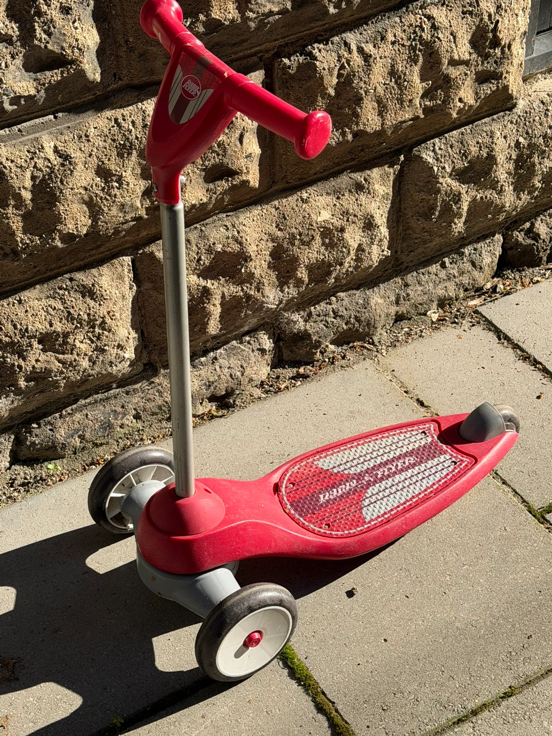Radio Flyer Red 3-Wheel Scooter - photo 4