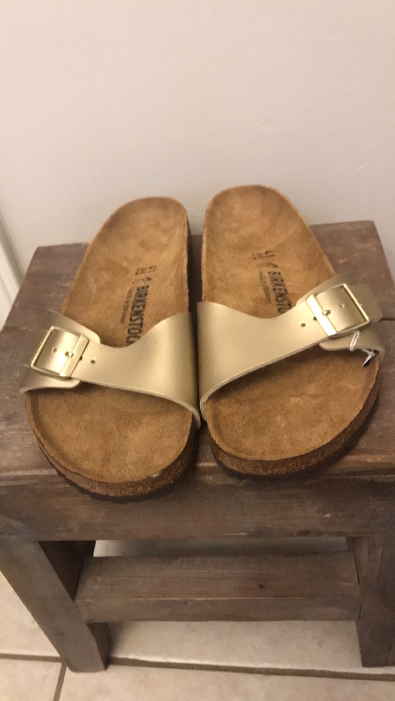 Birkenstock Madrid Gold Sandals Size 41 - photo 2