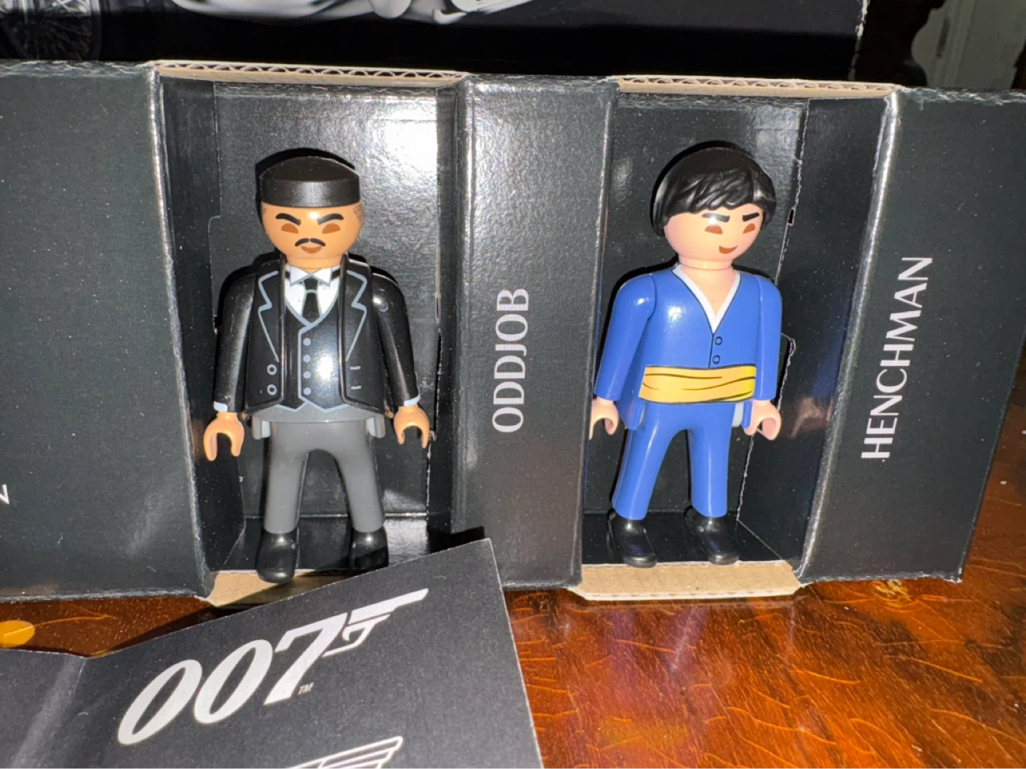 Playmobil James Bond Aston Martin DB5 Goldfinger Edition - photo 4