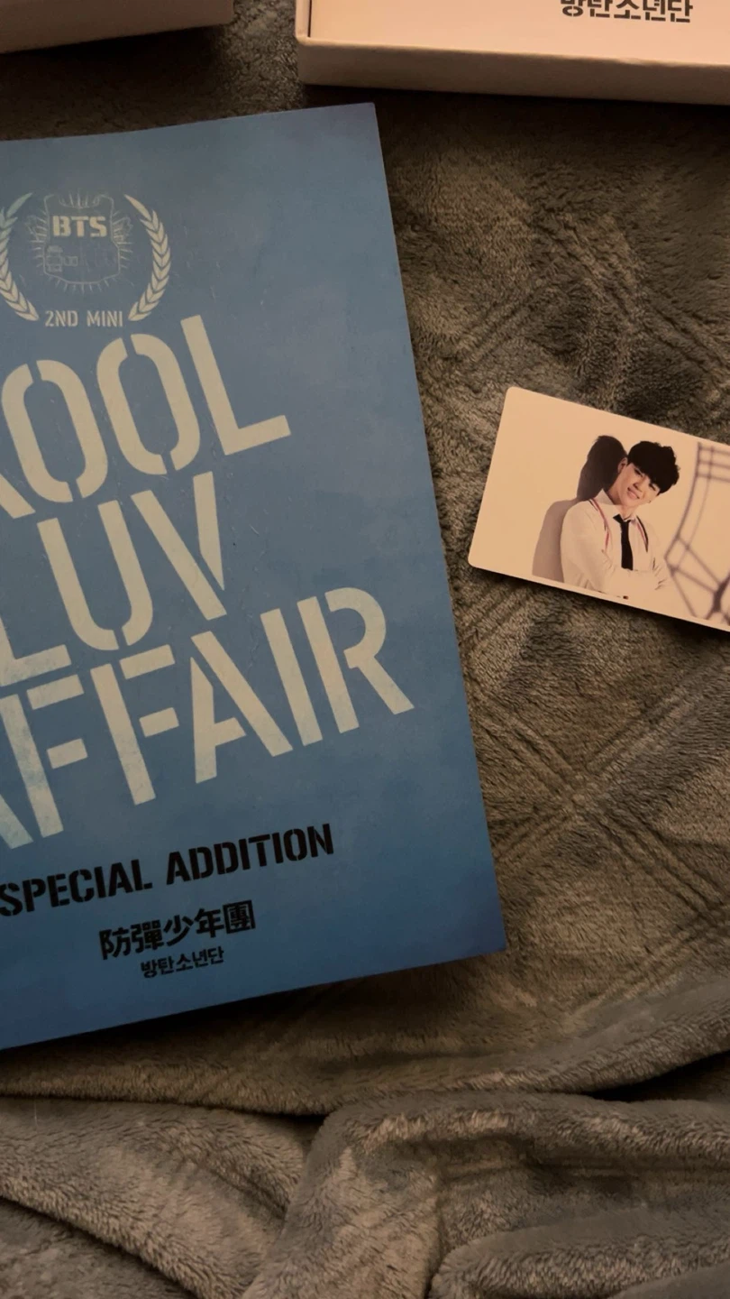 BTS Skool Luv Affair Album - photo 3