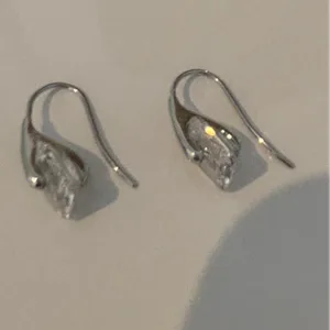 stunning marquis earrings